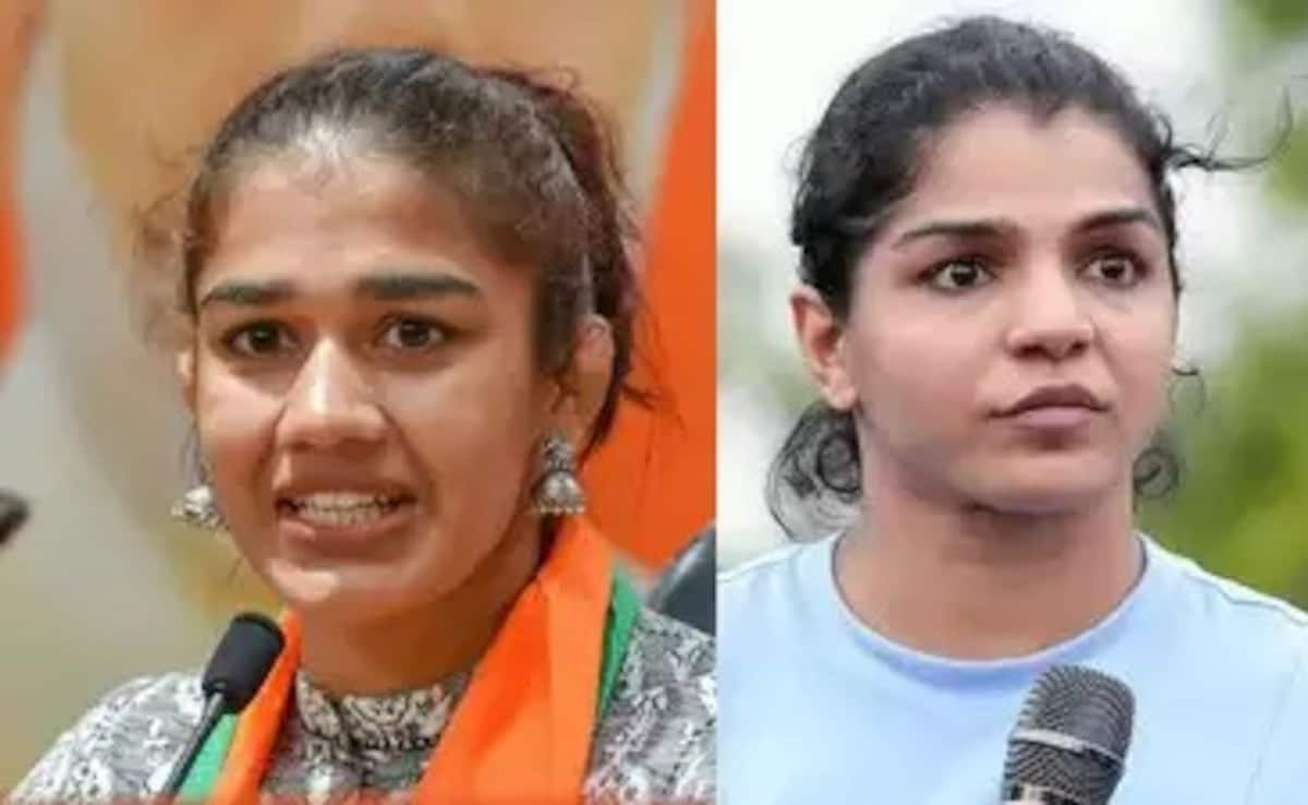 “Sold Her Integrity”: Babita Phogat Blasts Sakshi Malik Over Wrestler’s Protest Claim